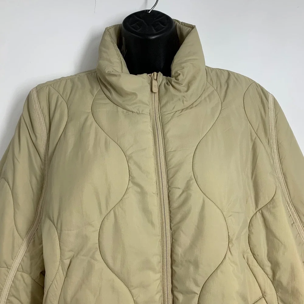 Lululemon Women's Quilted‎ Light Insulation Reversible Cropped Jacket Size 14